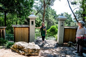 AustinGarden_20120606_19Asm